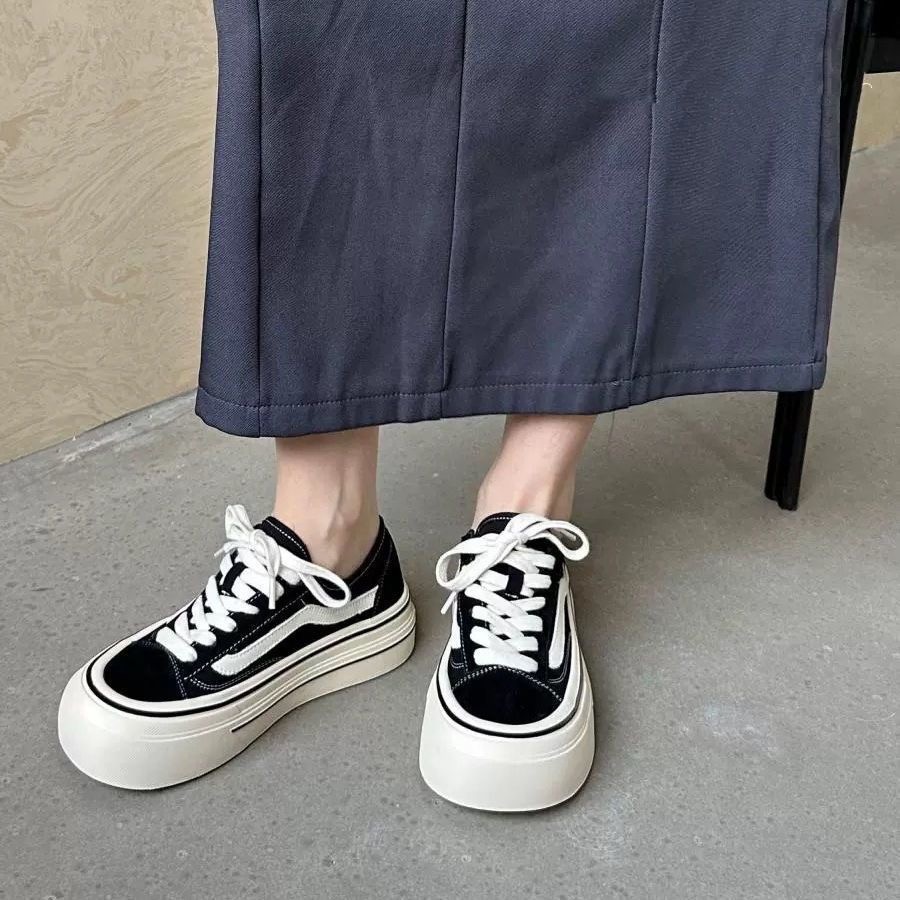 Vans Shoes Old Skool - 2024 ใหม่ผู้ใหญ่รองเท้าผ้าใบหญิงหนาและความสูงด้านในผู้หญิงฤดูใบไม้ผลิฟองน้ําเค้กอเนกประสงค์ผ้าใบลําลองรองเท้า